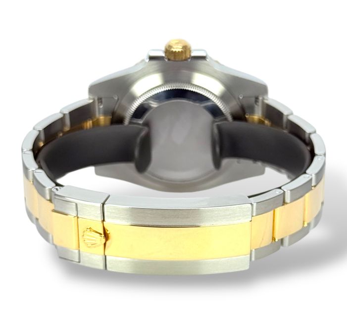 Rolex Submariner 116613 LB Image 4